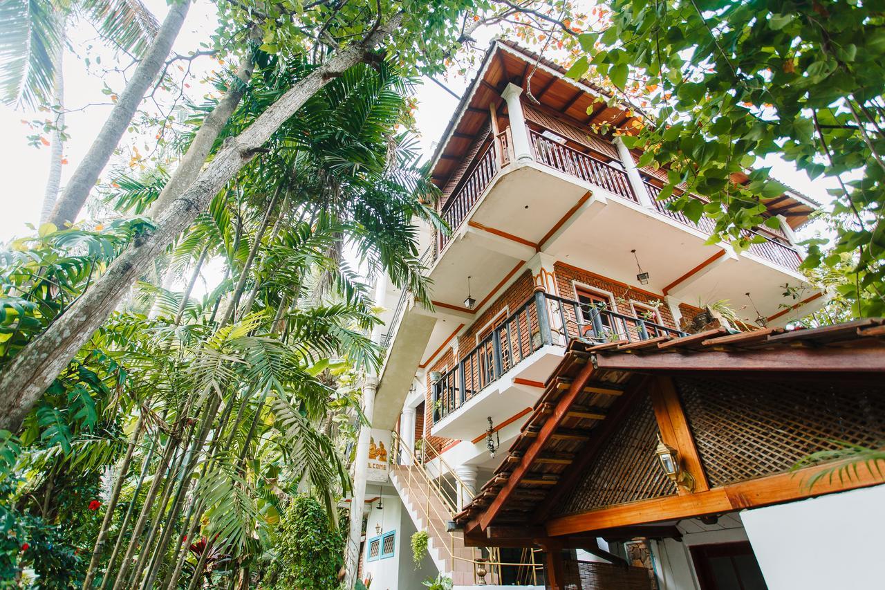 Sunny Family Hotel Unawatuna Exterior photo